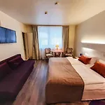 Harz Iris 4*